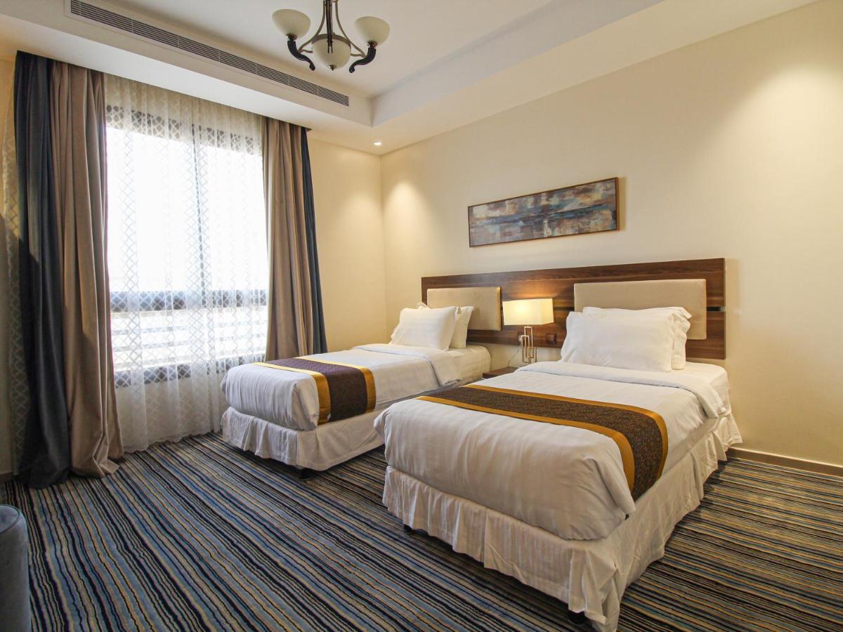 Friesian Hotel Suites Jeddah Ngoại thất bức ảnh