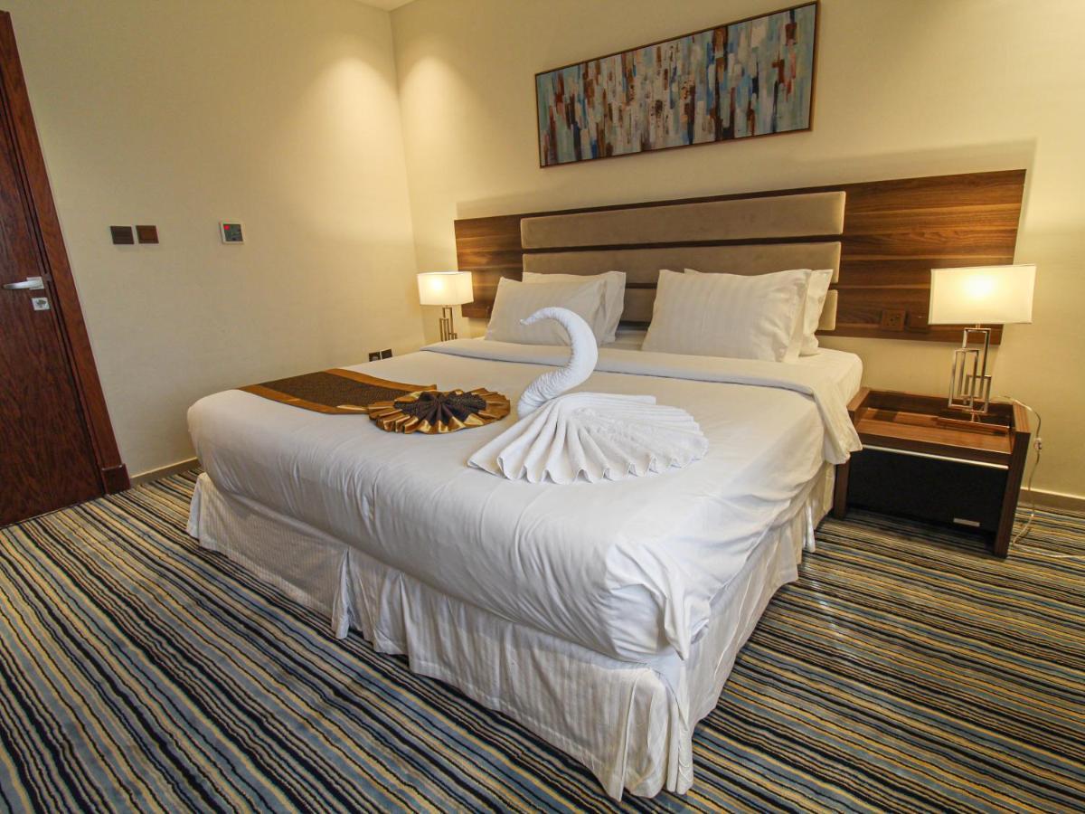 Friesian Hotel Suites Jeddah Ngoại thất bức ảnh