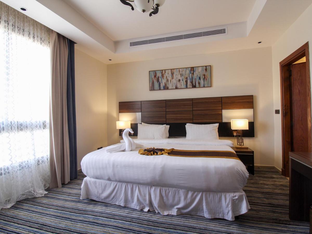 Friesian Hotel Suites Jeddah Ngoại thất bức ảnh