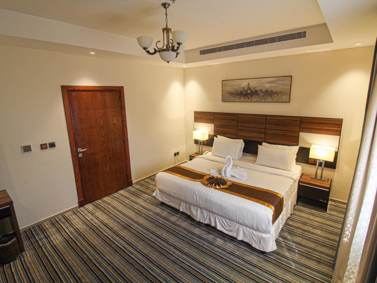 Friesian Hotel Suites Jeddah Ngoại thất bức ảnh
