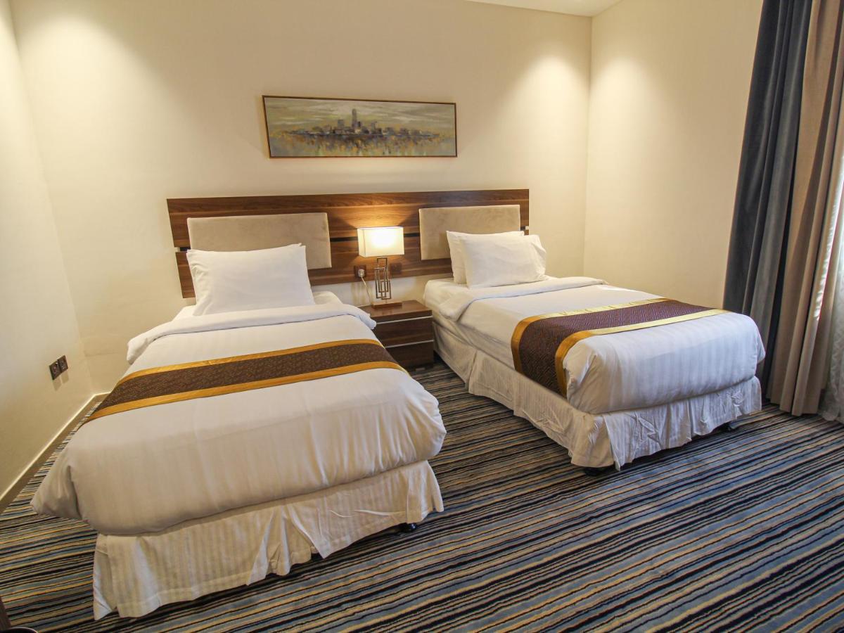 Friesian Hotel Suites Jeddah Ngoại thất bức ảnh