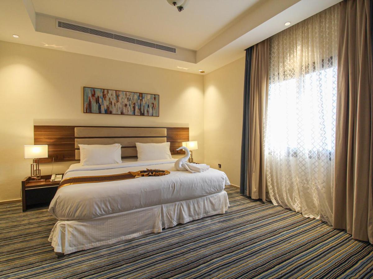 Friesian Hotel Suites Jeddah Ngoại thất bức ảnh