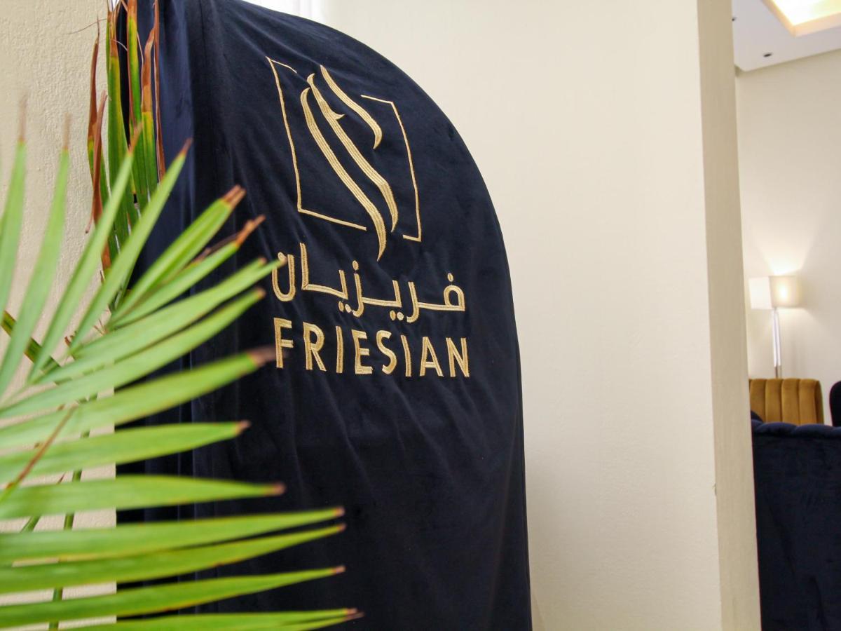 Friesian Hotel Suites Jeddah Ngoại thất bức ảnh