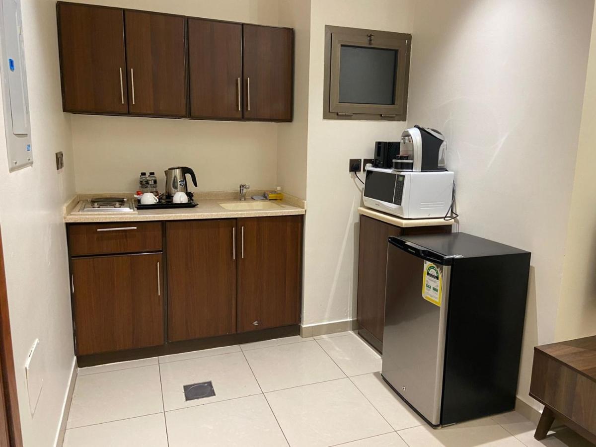 Friesian Hotel Suites Jeddah Ngoại thất bức ảnh