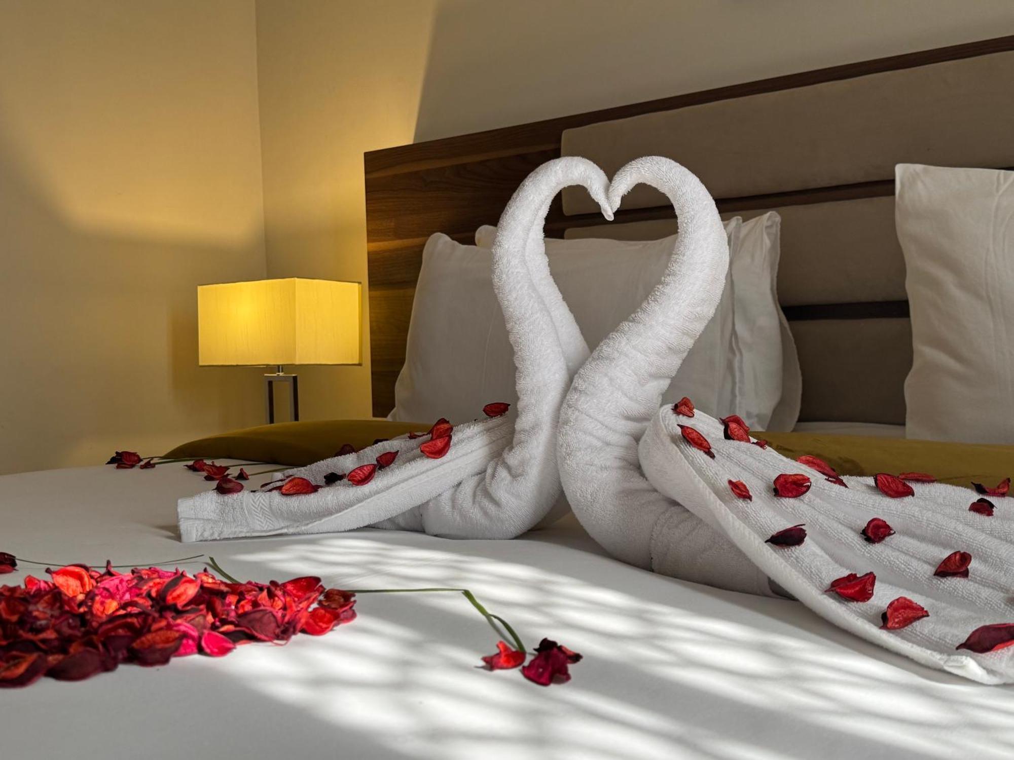 Friesian Hotel Suites Jeddah Ngoại thất bức ảnh