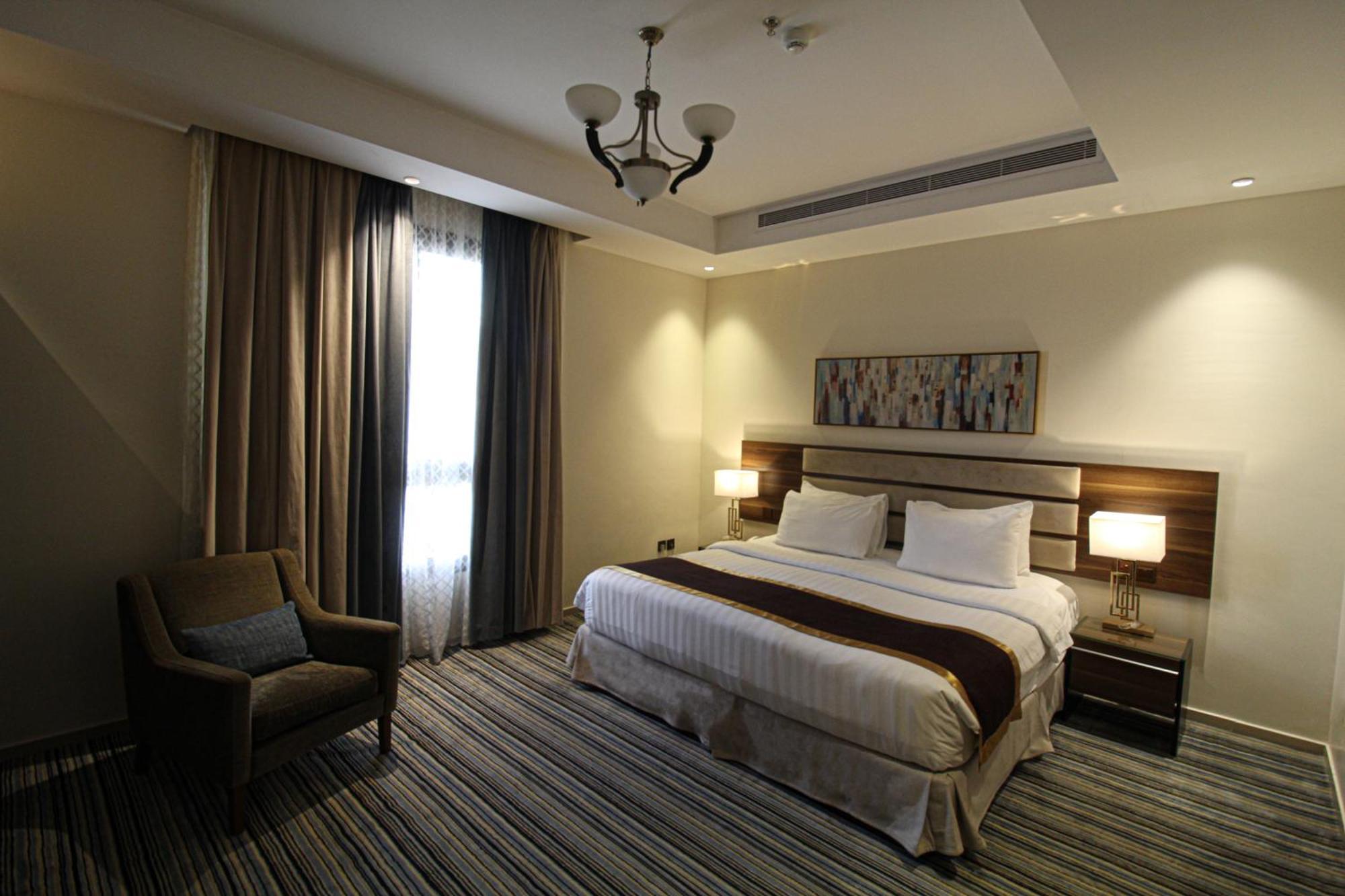 Friesian Hotel Suites Jeddah Ngoại thất bức ảnh