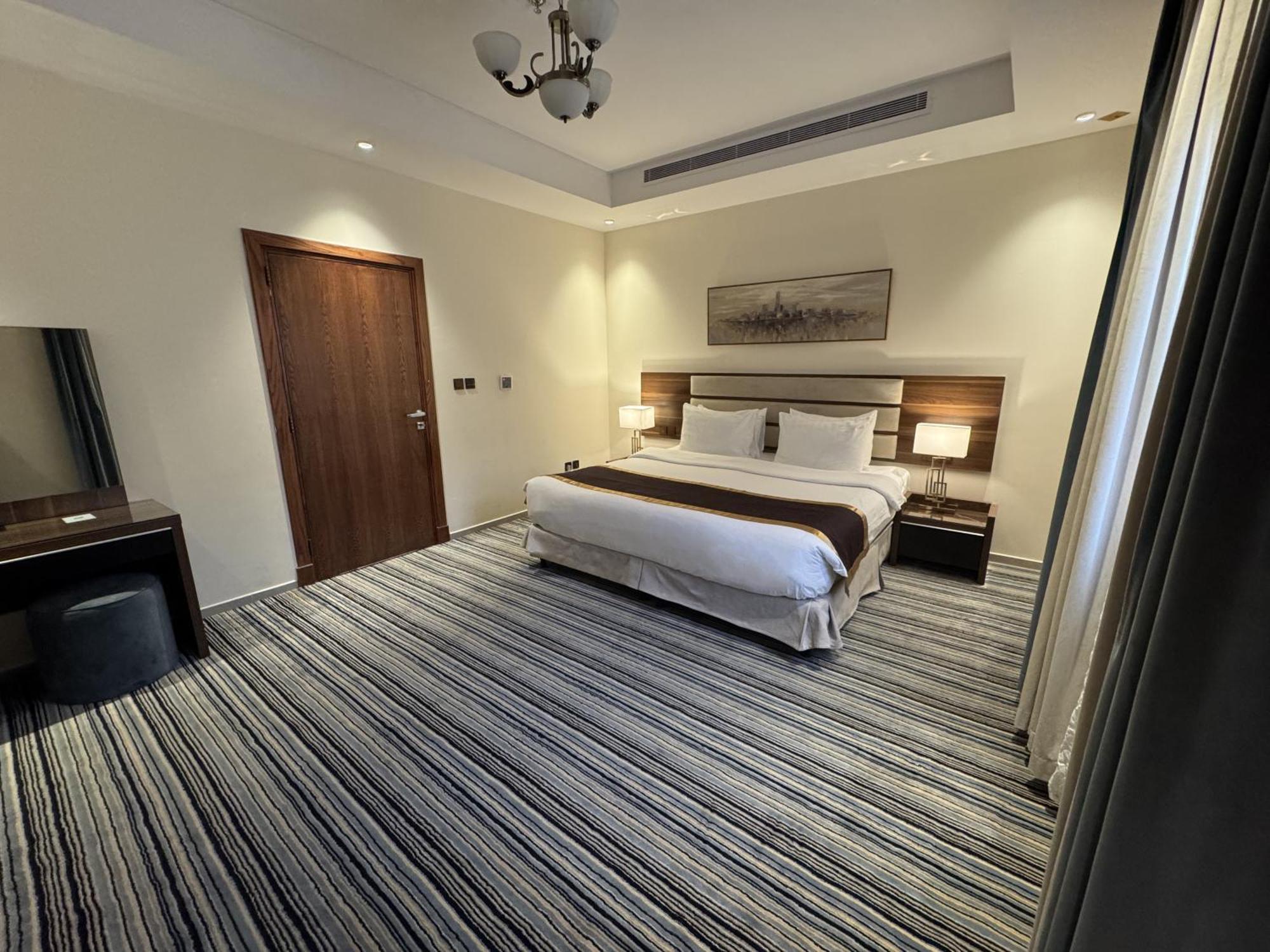 Friesian Hotel Suites Jeddah Ngoại thất bức ảnh